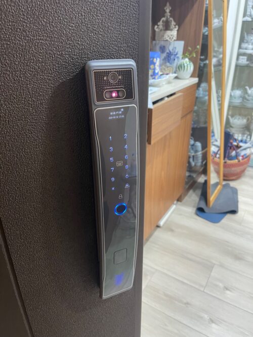 智能門鎖推薦｜LIBRA人臉辨識電子鎖｜PlusOne-加一智聯